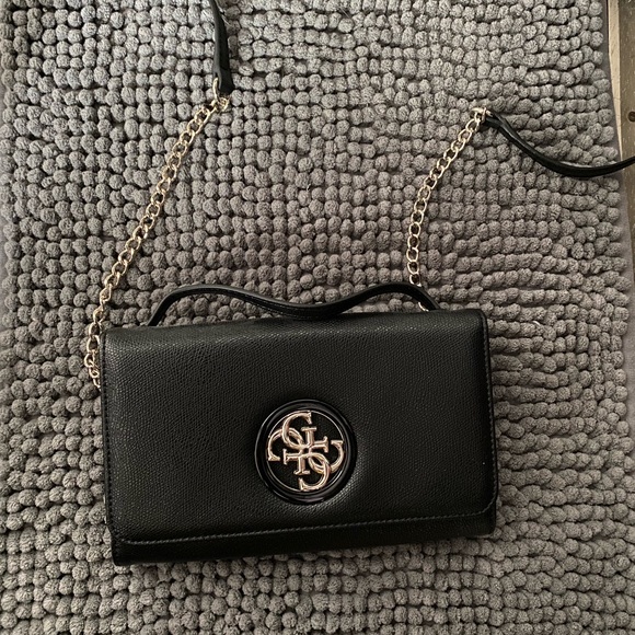 Guess Crossbody Bag - Picture 1 of 4